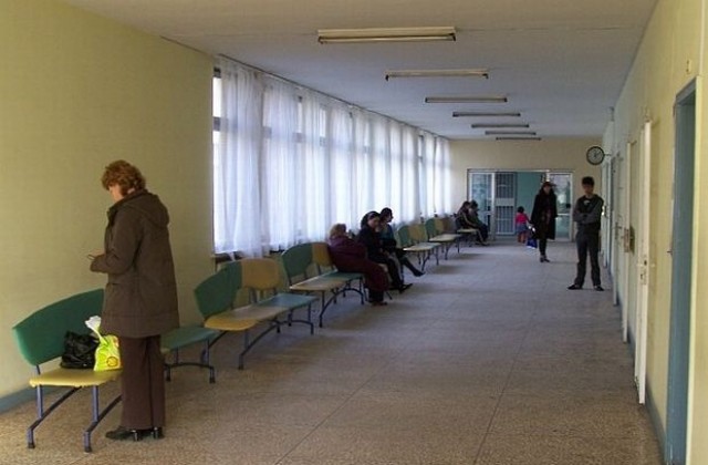 Отпуснаха 300 000 лева за ремонт на смолянската болница