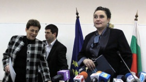 Бизнесът подава отчети през нощта