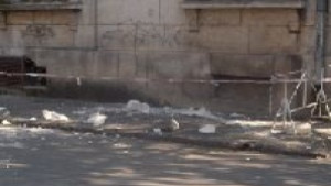 Препоръчват спешни мерки за обезопасяване на опасна сграда