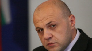 Целим се в 90 договорени средства по европейските програми в