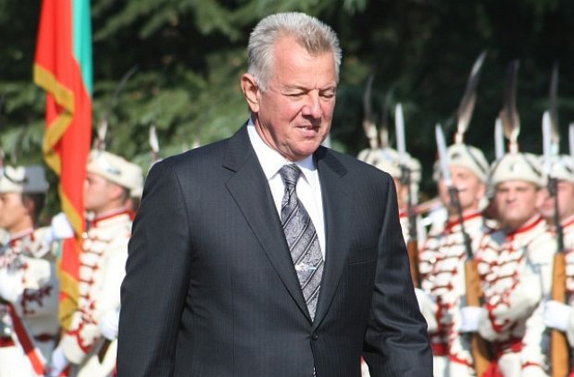 Обвиняват унгарския президент Шмит, че плагиатствал от български автор