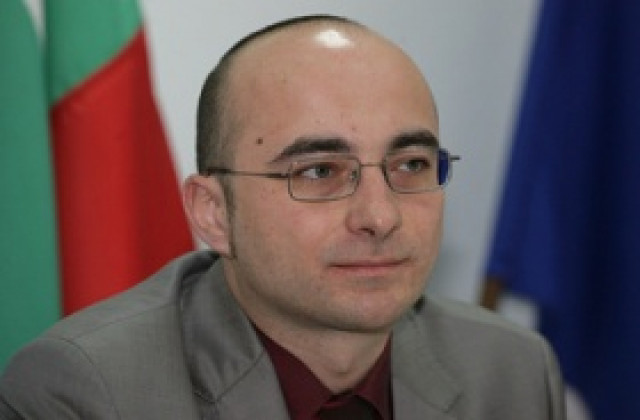 Държавата да помогне на ЕРП-тата за усвояване на европари за кабели под земята, предлага ЕВН
