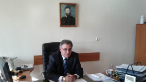 Автомобили за превоз на болни на хемодиализа получава Окръжна болница