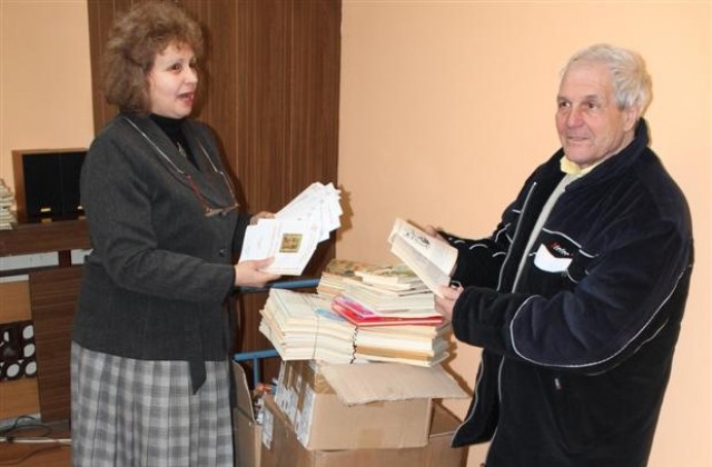 Повече от 1000 книги събраха с дарителска акция в Търговище