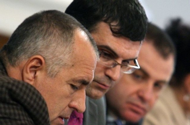 Българският Монти или цяла година прикрити гафове