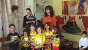 Дамски клуб Вратица зарадва децата от квКулата