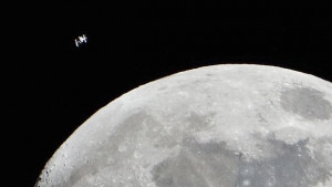 Парчета от ФобосГрунт ще паднат на Земята