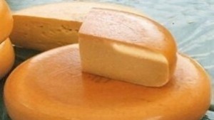 Фирма дарява кашкавал и сирене за социални домове