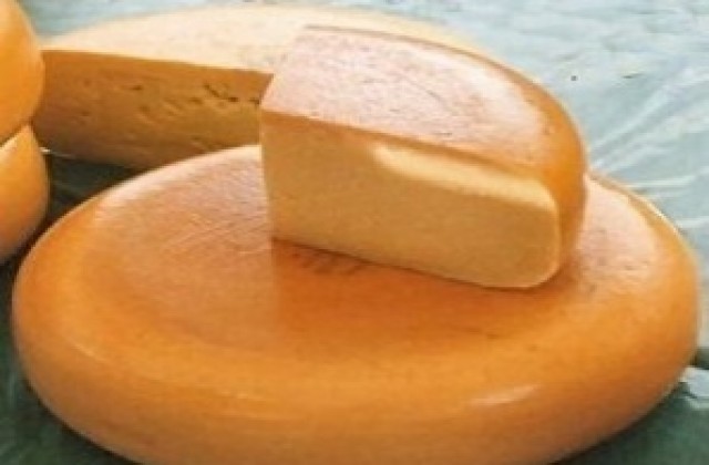 Фирма дарява кашкавал и сирене за социални домове