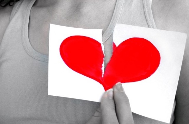 Виновен ли е Фейсбук за разводите във Варна?