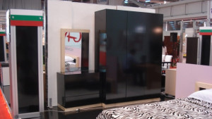 До 70 по ниски цени на наличните мебели в магазина