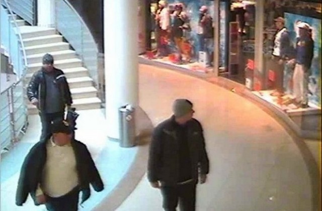 Издирват по видеозапис трима мъже за кражба от магазин