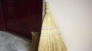 Голямата метла се развихря в общината