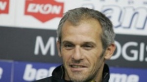 Йордан Йовчев не си плащал наема на общинското жилище