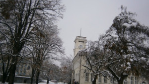 Обучението по компютърна грамотност в градската библиотека продължава