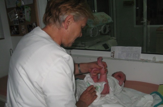 21 бебета проплакаха в родилното отделение в Кюстендил от началото на годината