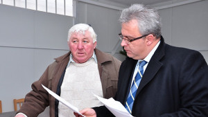 Водопровод параклис и ремонт на пътя искат в с Върбица