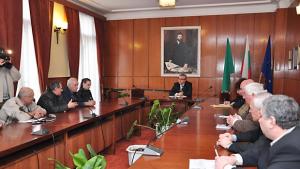 Нередовните превозвачи спират автобусни линии