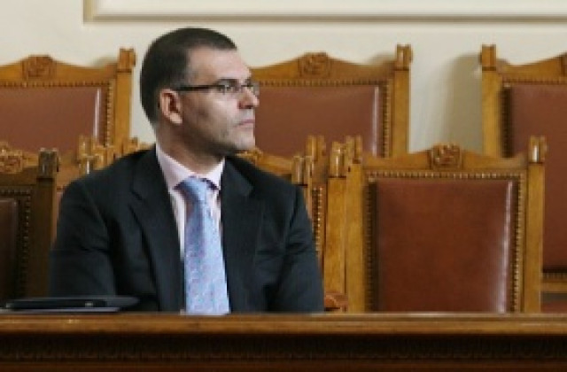 Подписването на европейския фискален пакт няма да натовари допълнително бюджета