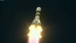 Космическият кораб Прогрес пътува към Международната космическа станция с подаръци