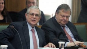 Натискът над Гърция се засилва правителството настоява за поголяма подкрепа