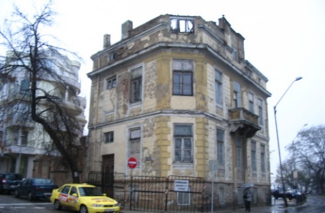 Пожарът на „Приморски” бил умишлен