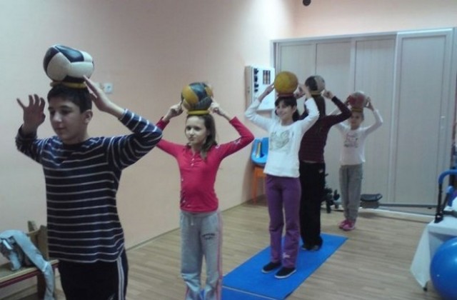 Близо 10 % от бургаските деца с гръбначни изкривявания и наднормено тегло