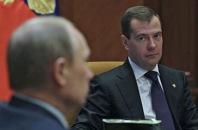 Човек на Путин обвини Медведев в недостатъчно подкрепа