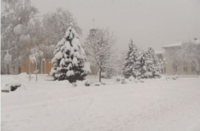 Пътищата във Врачанско - проходими, три училища - с намалени часове