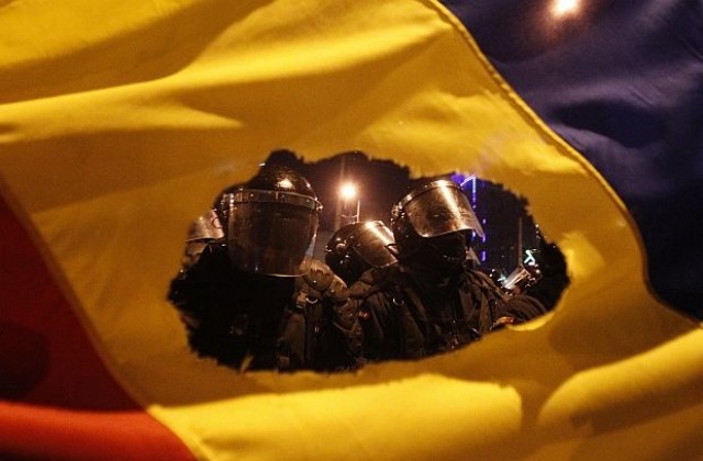 Две години затвор условно за бивш румънски премиер