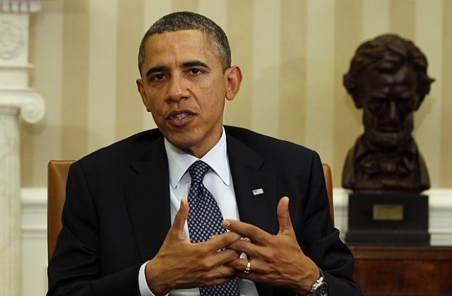 Обама разговаря с членове на видеоплатформата на Google