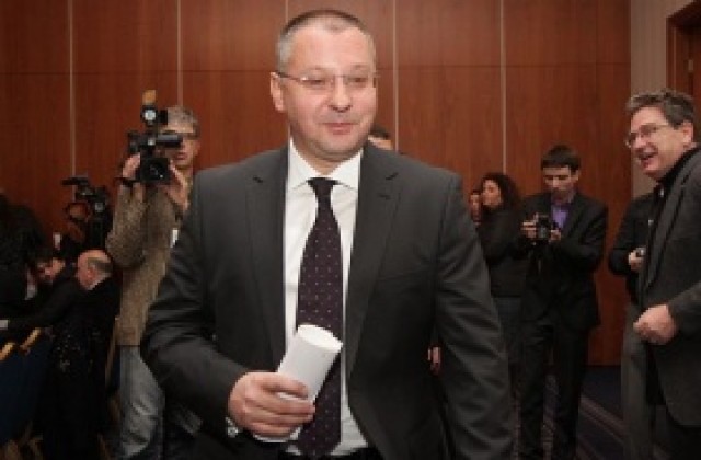 БСП е против ползването на пари от Сребърния фонд и продажба на част от БЕХ