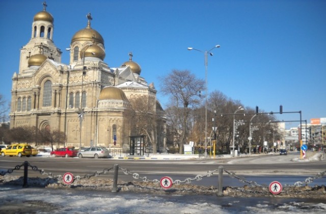 Най-студеният ден във Варна от началото на зимата