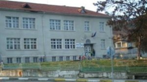 Дървена ваканция обявиха училищата в община Опака