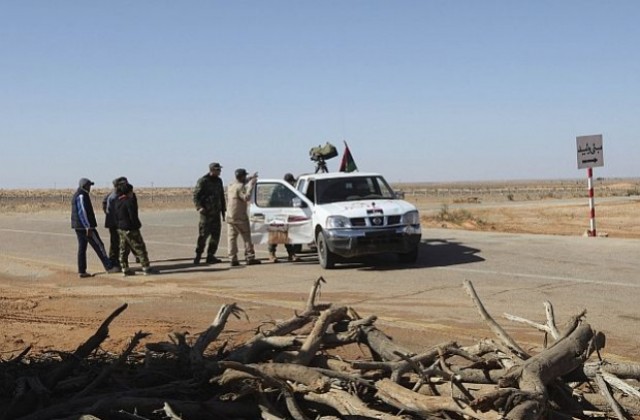 Сражение между враждуващи либийски милиции се води в Триполи