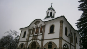 Църквата чества празника Сретение Господне