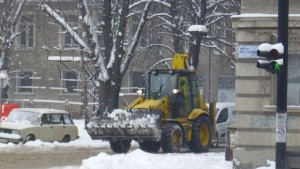Снежни навявания затвориха пътя МартенНиколово