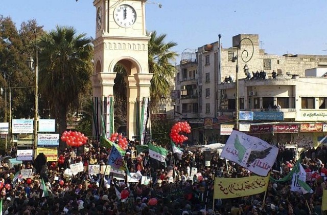 Сирийски сили разпръснаха протести в Хама