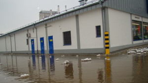 Складовата зона в Димитровград под вода тази сутрин