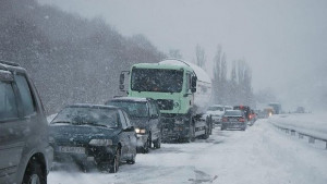 Мокри настилки и пътища в област Пловдив