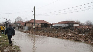 Село Бисер отново е застрашено стената на язовир Елена може