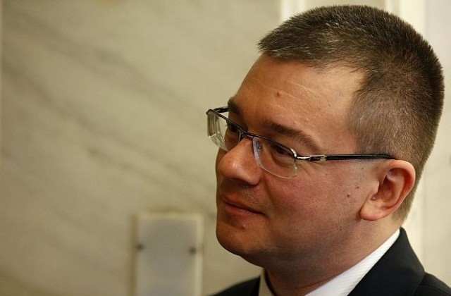 Новият румънски премиер представи кабинета си