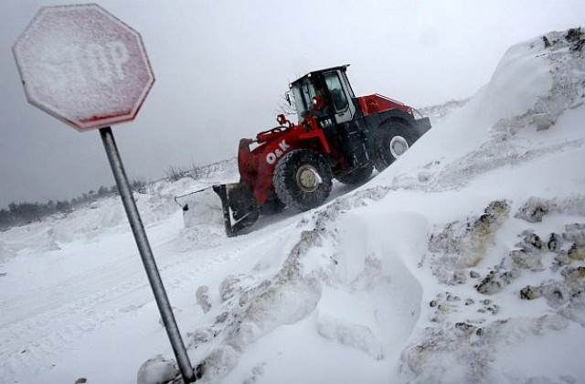 Няколко отсечки във Варненско остават затворени