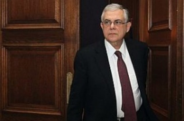 Ще дадат на Гърция още година за постигане на първичен бюджетен дефицит