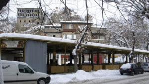 Студът прогони търговците от пазарите