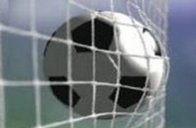 Кантона- Севастократор и Лайтс- Гегитрейд са полуфиналите на зимния турнир по футбол