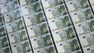 Как се живее със 100 милиона евро