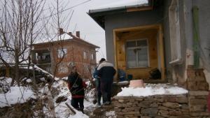Фирма от Стара Загора строи нов дом за Иван и