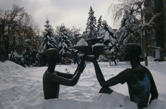 Температурите се повишават за кратко, оранжев код в Габровско