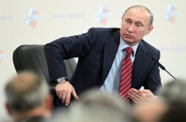 Путин обещава по-високи заплати и пенсии